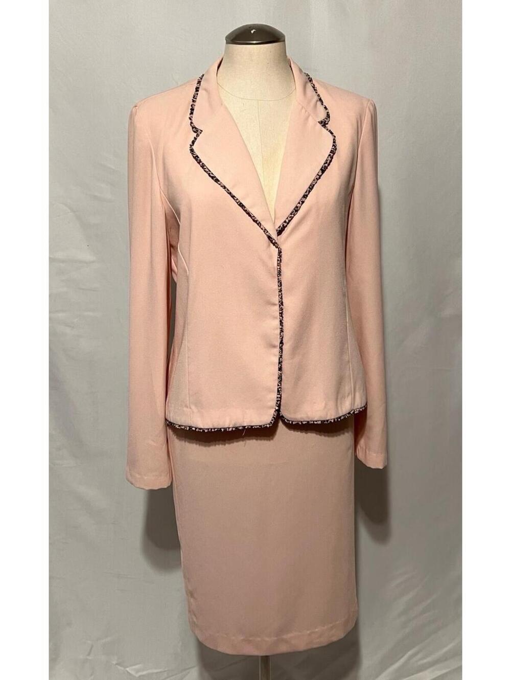 Sweet Suit Women’s Size 12 Skirt Suit Unlined Nude Pink Vintage 90’s Career Wear